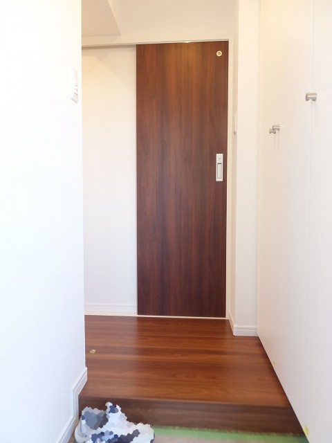 理研不動前ビル　廊下