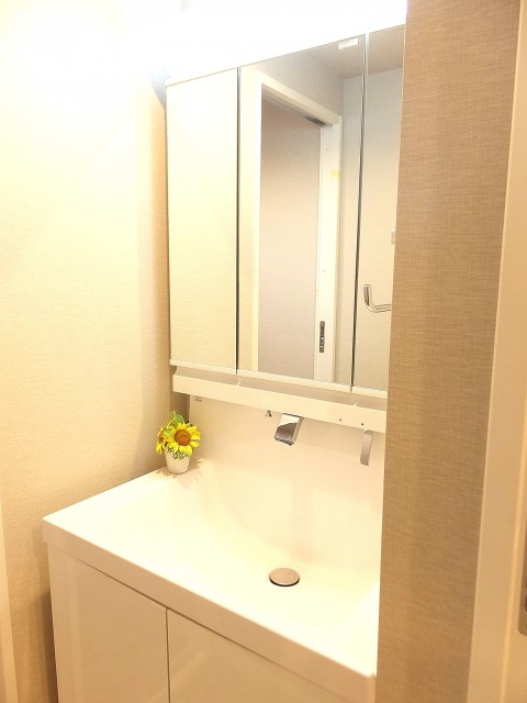 理研不動前ビル　洗面化粧台