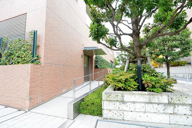 ジェントルエア神宮前　駐輪場