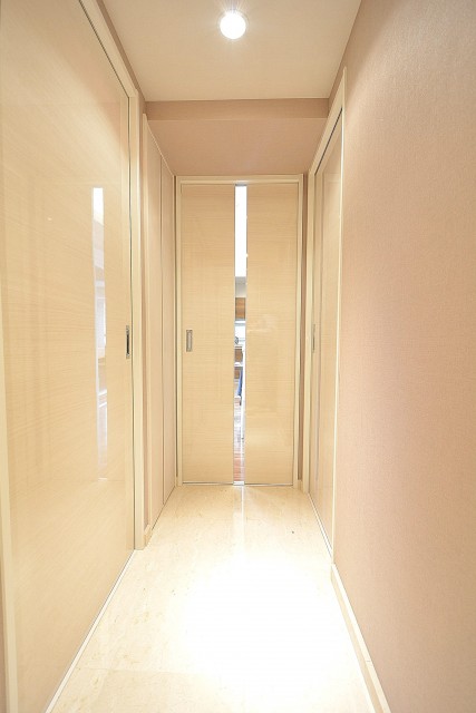 ダイアパレス麻布十番　廊下