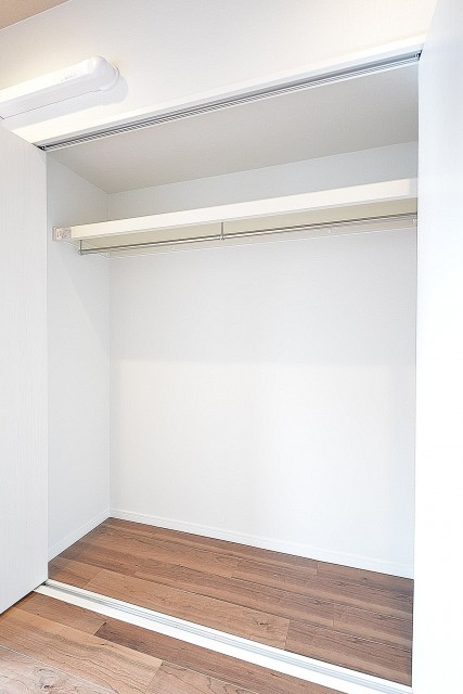 ダイアパレス麻布十番　5.0帖のベッドルームのクローゼット