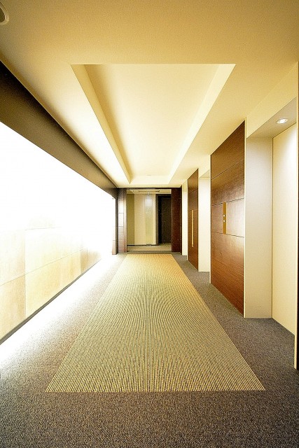 赤坂タワーレジデンス　30Fエレベーターホール