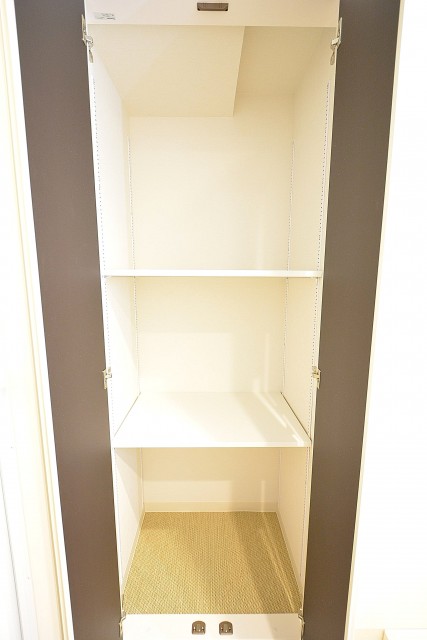 ダイアパレス麻布十番　収納スペース