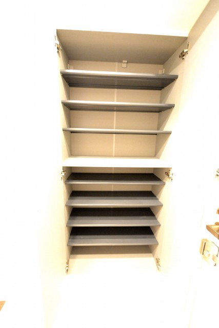 藤和シティコープ音羽　シューズボックス