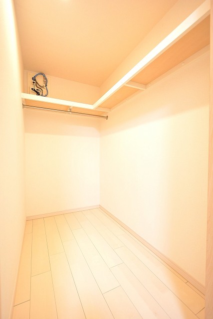 ジェントルエア神宮橋　5.8帖のベッドルームのWIC