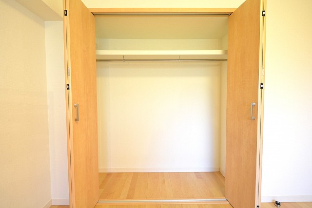 フジタ関口マンション　6.1帖のベッドルーム収納