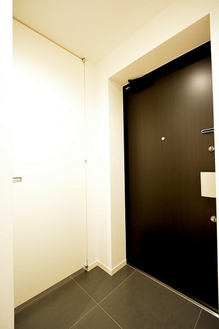 赤城神社・パークコート神楽坂　玄関ホール