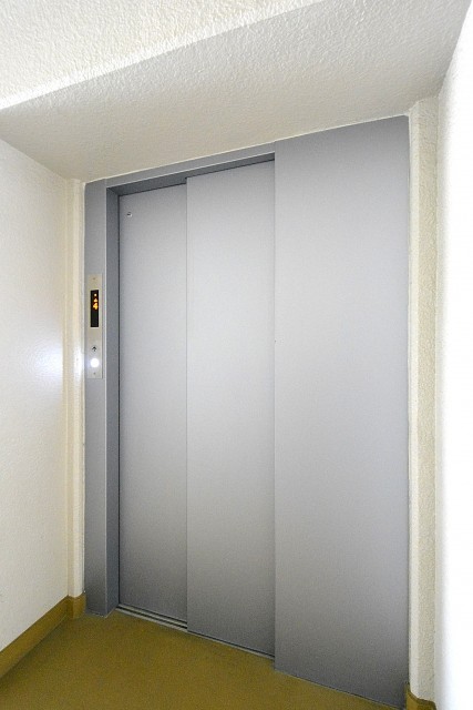 エクセルハイツ大井仙台坂　エレベーター