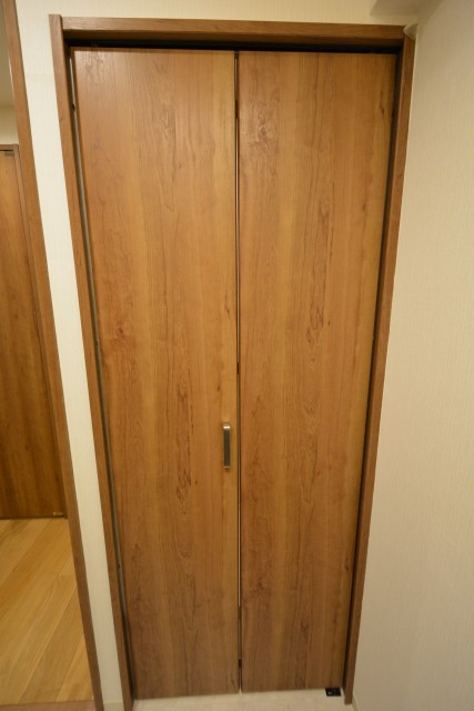 千石明穂ハイツ　洗濯機置場