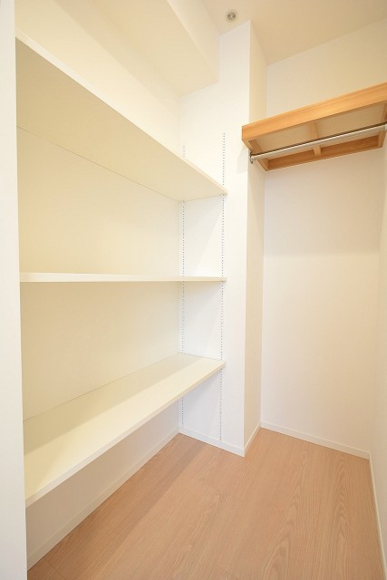 赤城神社・パークコート神楽坂　8.7帖のベッドルームWIC