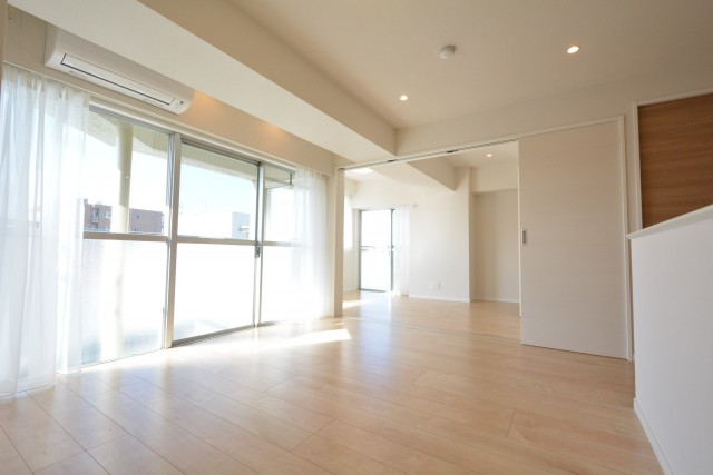 サンパークマンション高田馬場　11.0帖のLDK