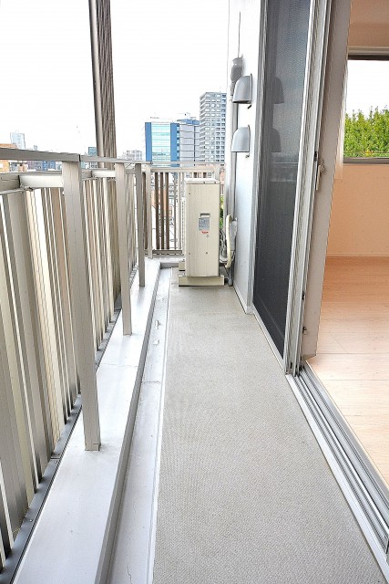 赤城神社・パークコート神楽坂　バルコニー