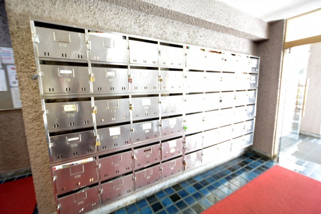 千石明穂ハイツ　ポスト