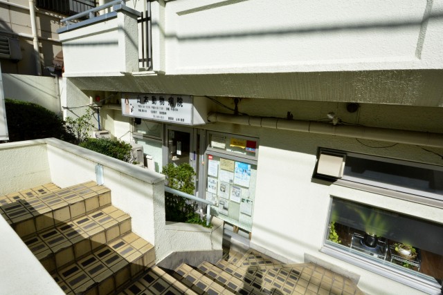 千石明穂ハイツ　１階店舗