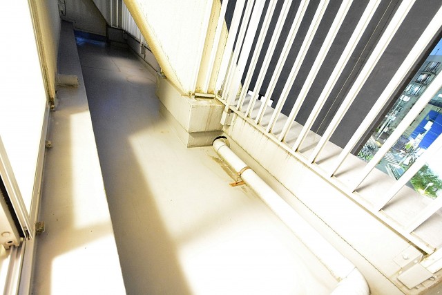 青葉台ハイツ　4.4帖のベッドルームのバルコニー