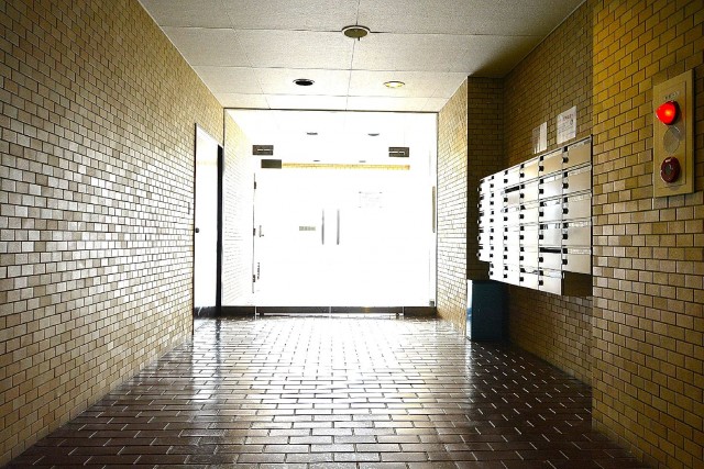 大井町ハウス　エントランスホール