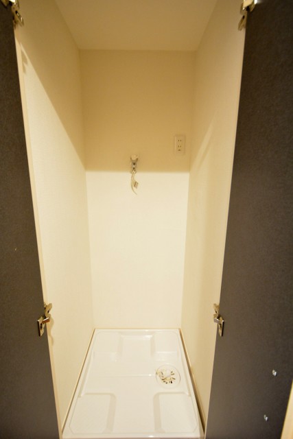 カーサ一番町　洗濯機置場