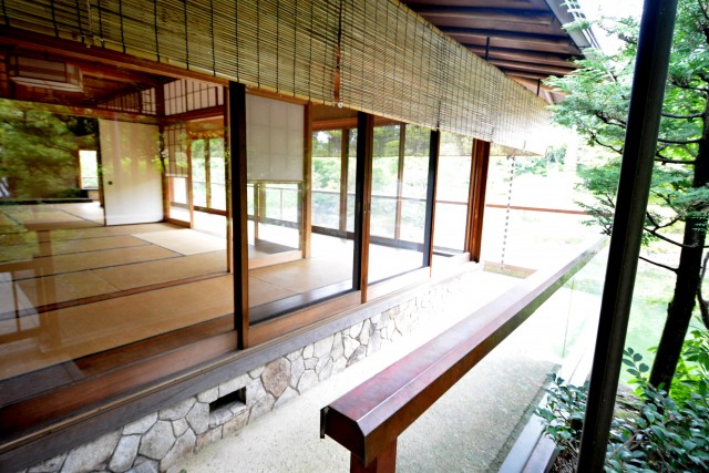 プチモンド目白　周辺環境　目白庭園