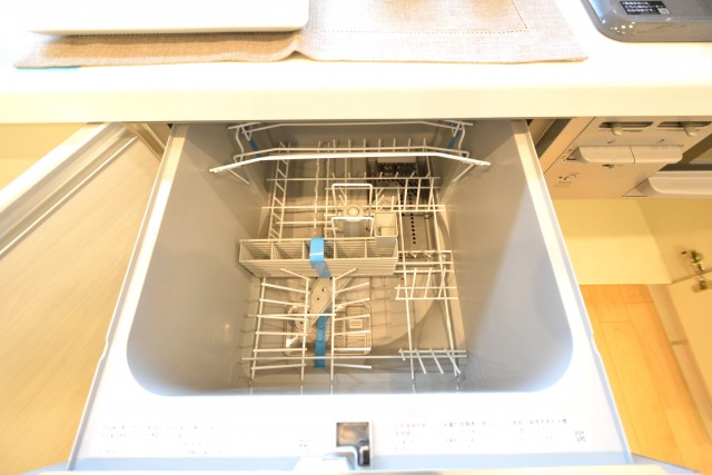 プチモンド目白　食器洗浄機