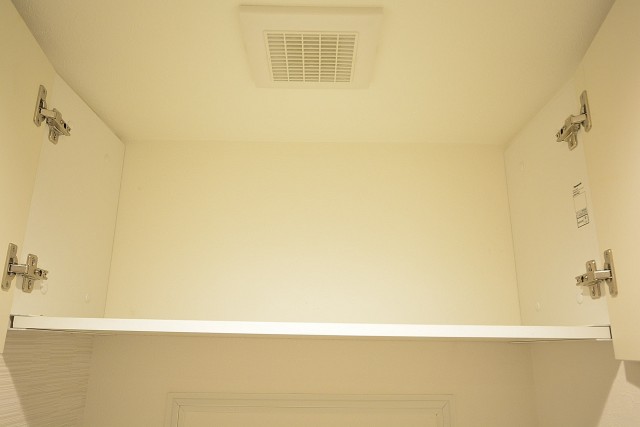 大森海岸パークハウス　トイレ吊戸棚