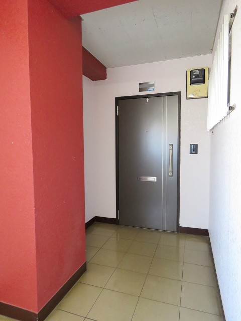 トーア明大前マンション　玄関扉