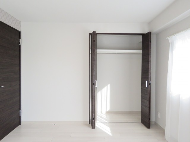 トーア明大前マンション　洋室約6.1帖