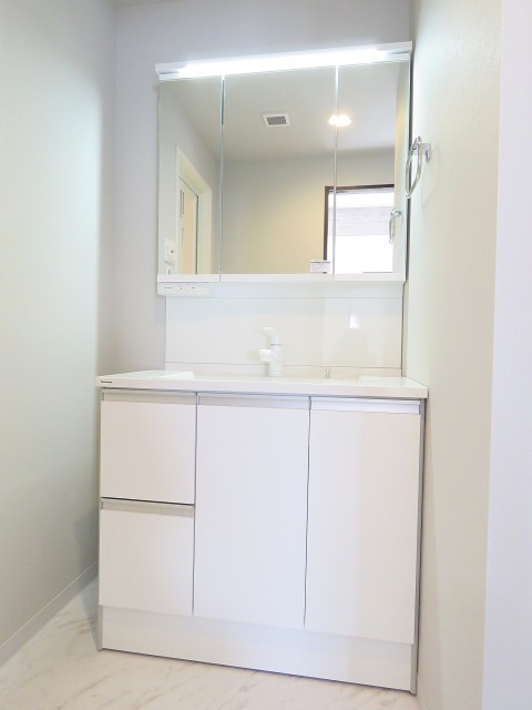 トーア明大前マンション　洗面化粧台