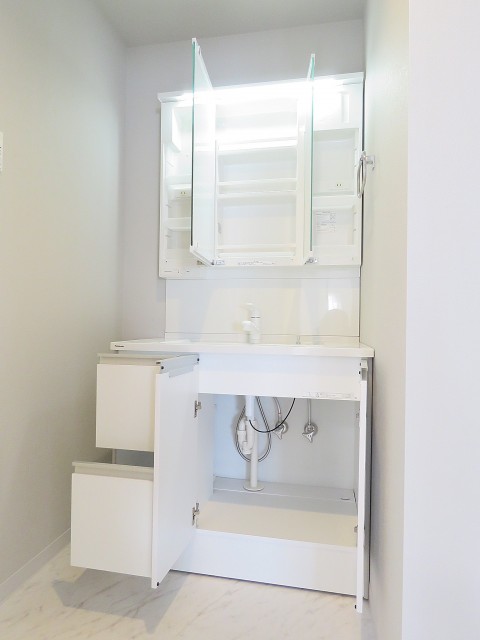 トーア明大前マンション　洗面化粧台