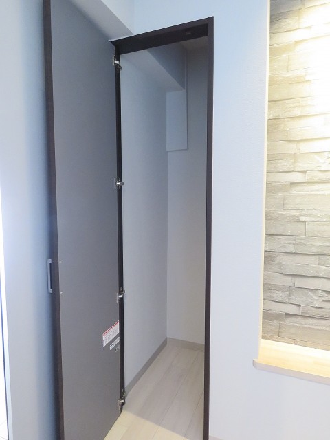 トーア明大前マンション　収納