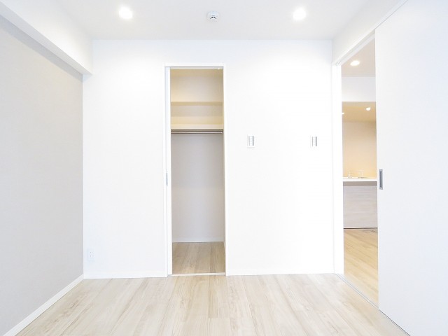 大森海岸パークハウス　リビングに隣接する洋室