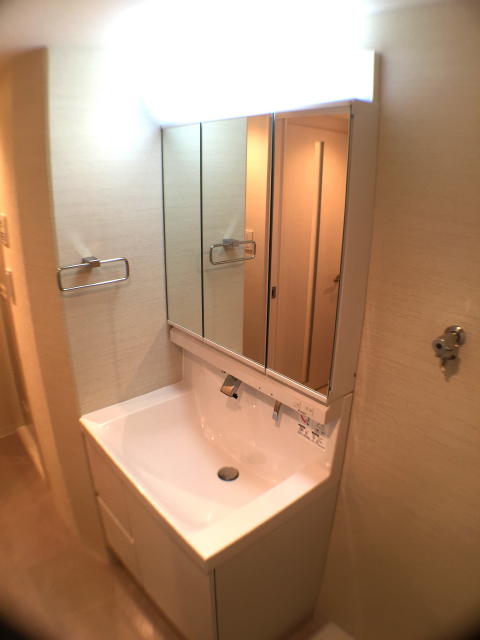 代々木ハビテーション　洗面台