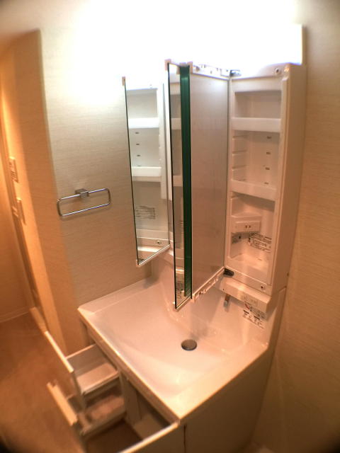 代々木ハビテーション　洗面台