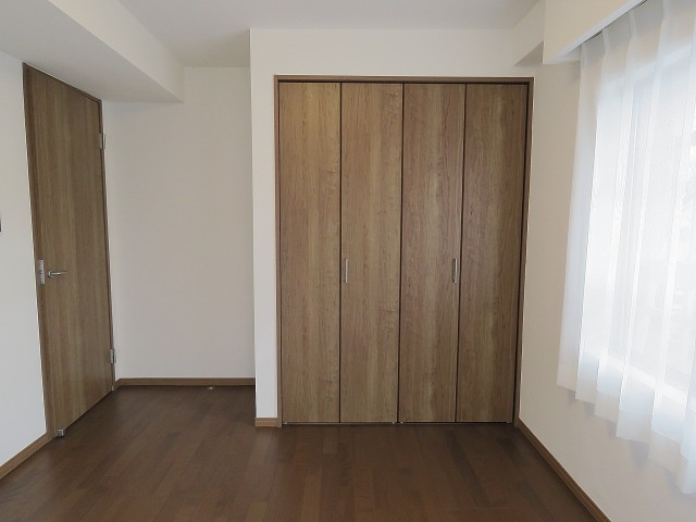 マンション白金苑　洋室約5.7帖