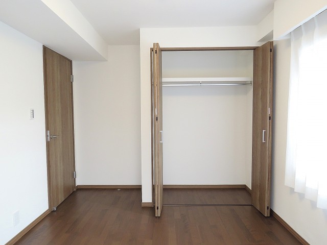 マンション白金苑　洋室約5.7帖