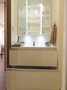 マンション白金苑　洗面化粧台