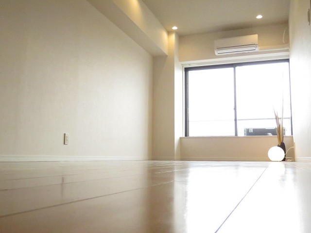 自由が丘ハイタウン　LDK約16.8帖