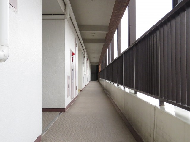 自由が丘ハイタウン　共用廊下