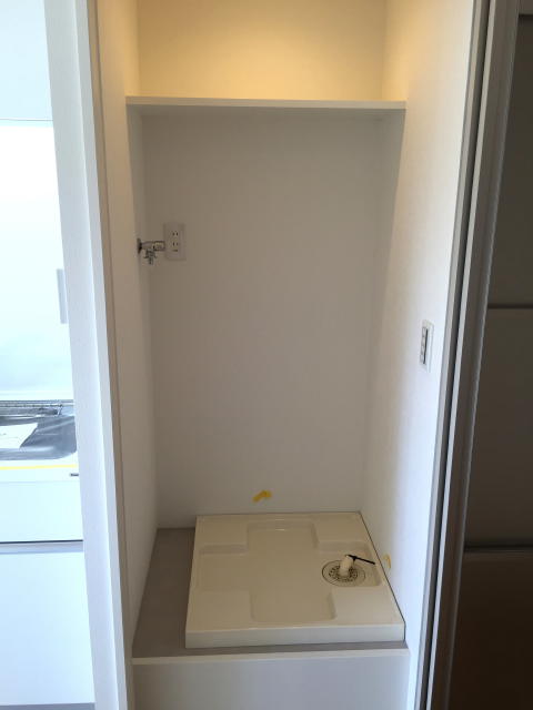 給田南住宅　洗濯機置場