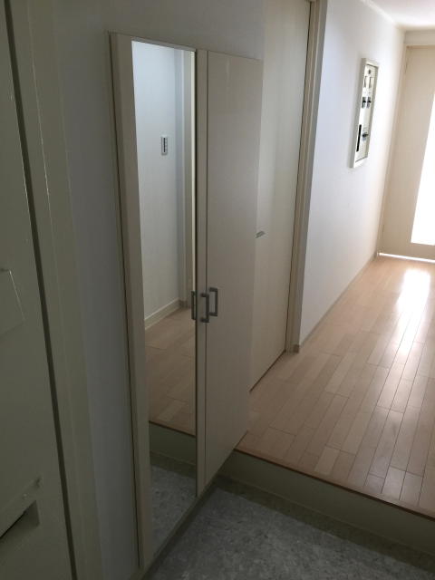 目黒コーポラス　シューズボックス