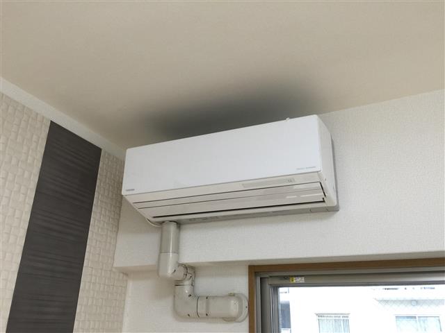 プリンスハイツ飯田橋　リビングダイニングキッチンエアコン
