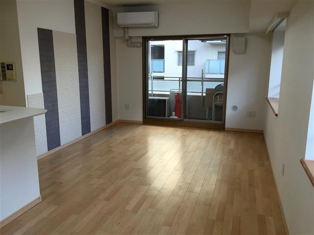 プリンスハイツ飯田橋　リビングダイニングキッチン