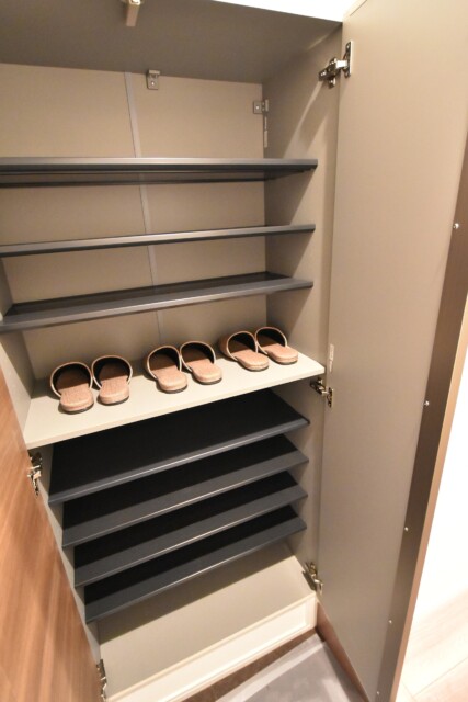 千石明穂ハイツ 玄関