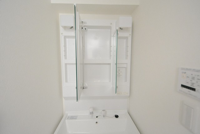 メナー代田 　洗面