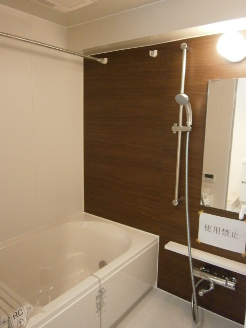 メゾンドール本郷　バスルーム