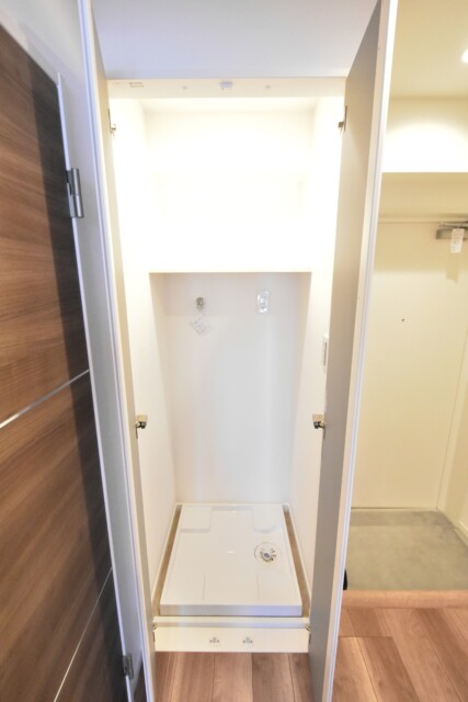 グローリア初穂新宿Ⅲ 玄関