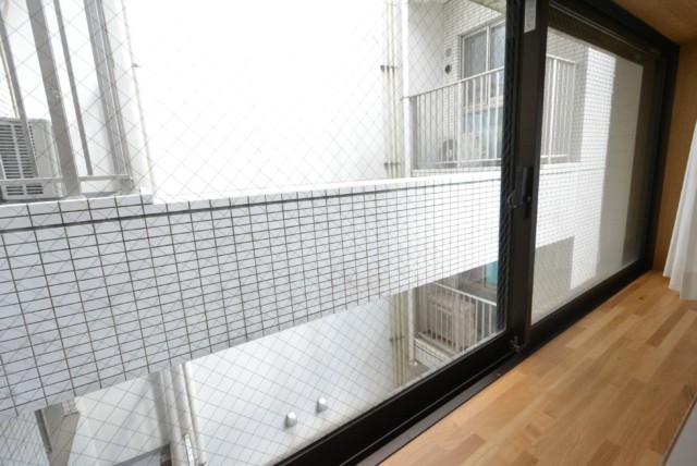 藤和薬王寺ホームズ 洋室2