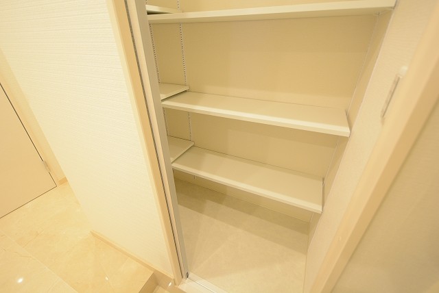 古河松原マンション 玄関