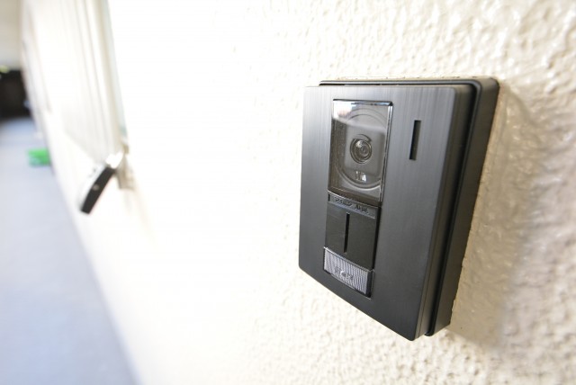 協栄メゾン代々木 玄関