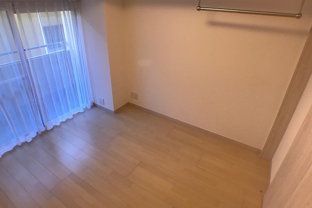 シティハウス西大久保 ダイニング～洋室