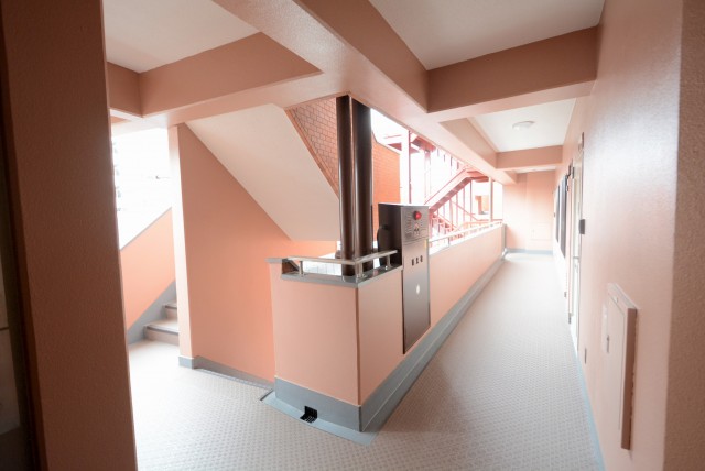 クレベール西新宿 外廊下